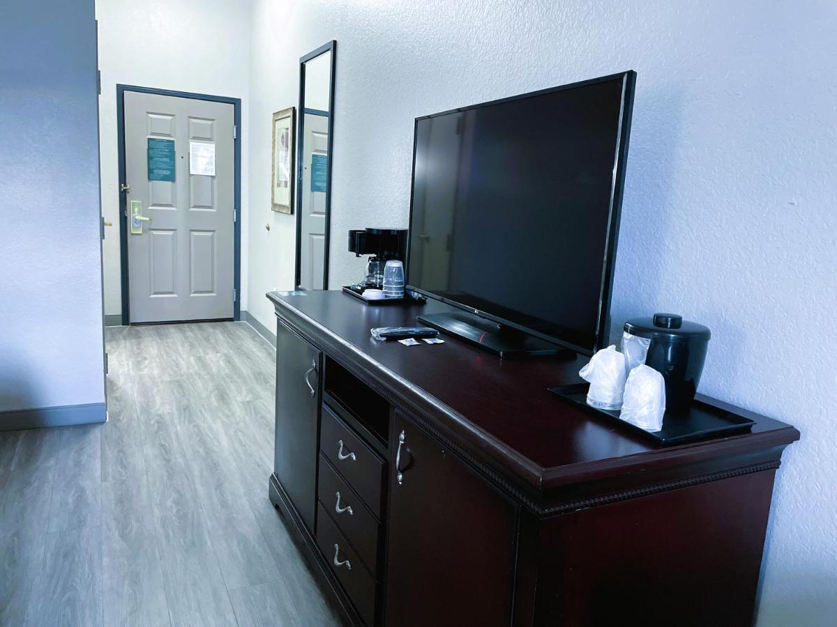 Country Inn & Suites By Radisson, Albany, Ga מראה חיצוני תמונה