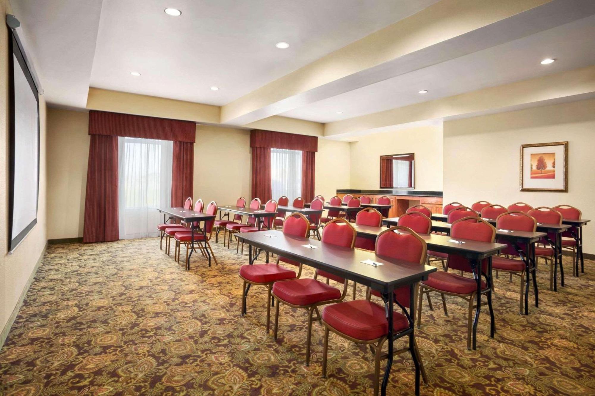 Country Inn & Suites By Radisson, Albany, Ga מראה חיצוני תמונה